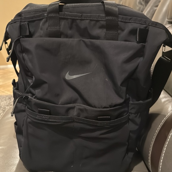Nike Convertible diapers bag - Picture 11 of 12